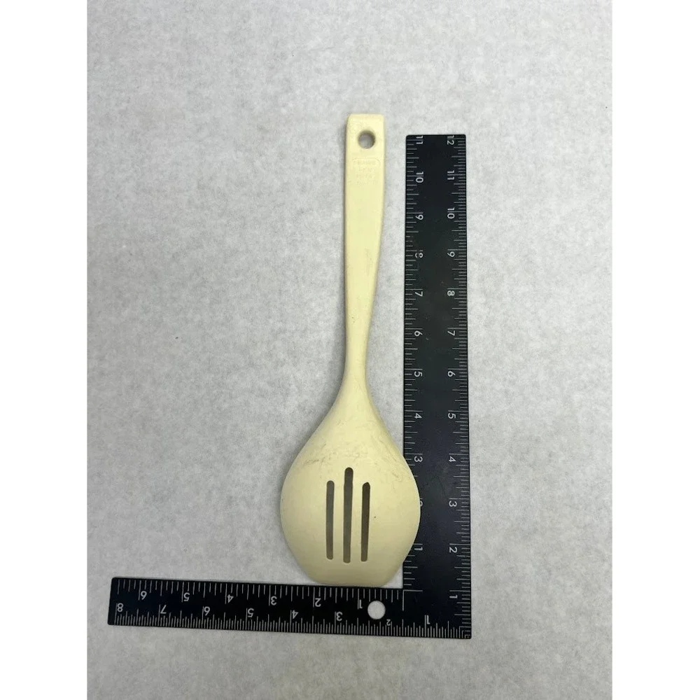 Vintage Melamine Slotted Spoon Vegetable Harvest Motif Cream S-1076 Taiwan 12in